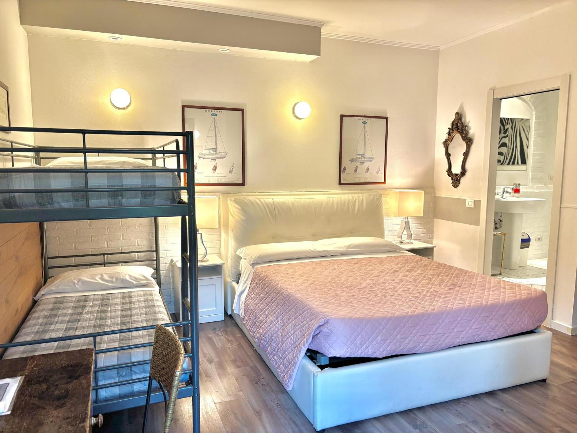 Aparthotel Victoria Royal Garden Côme Esterno foto
